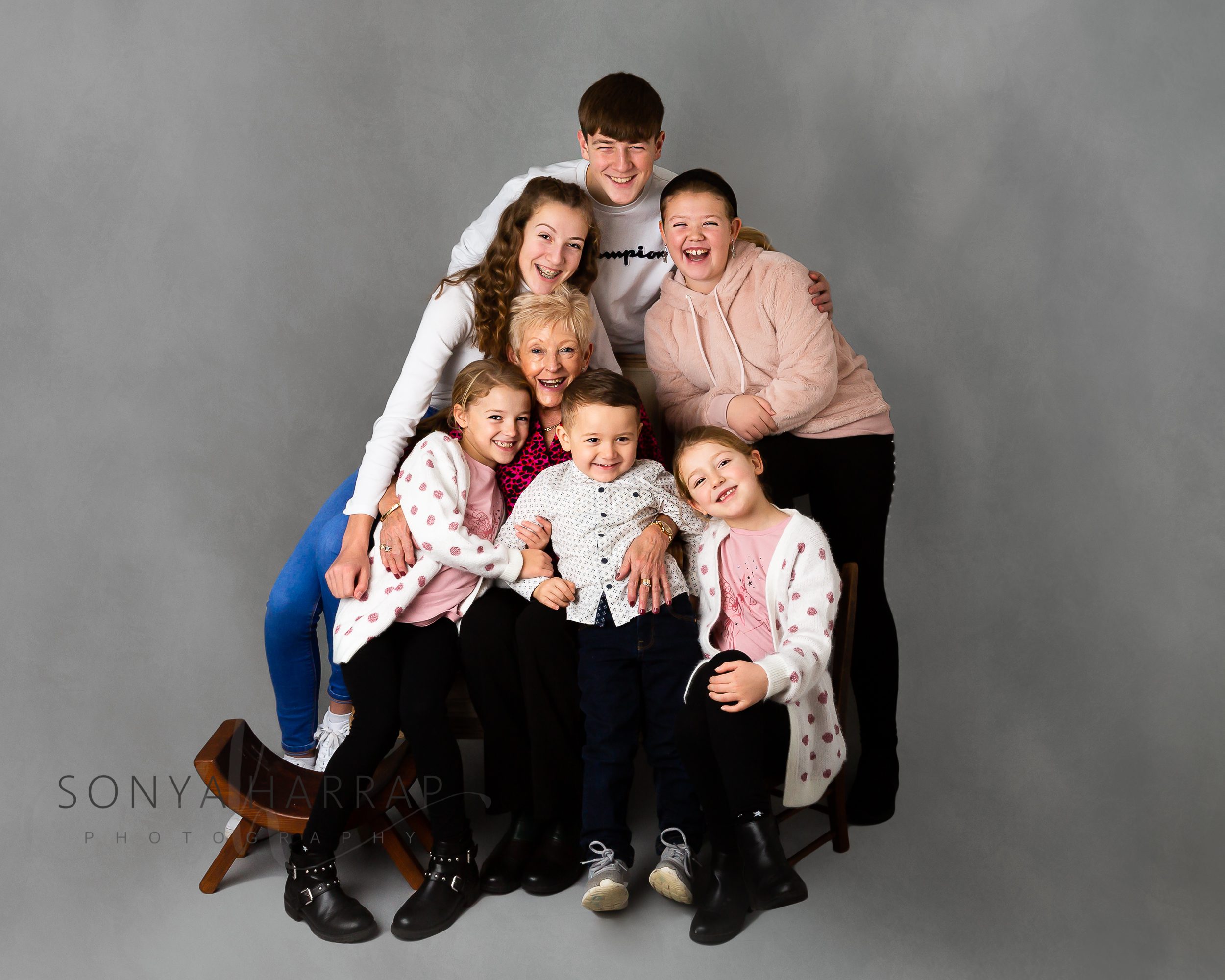 Grandparent and grandchildren photoshoot