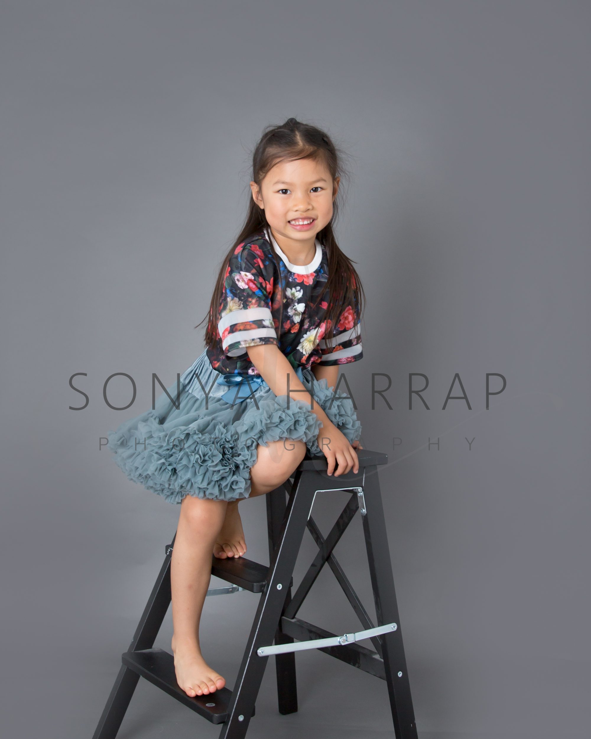 sisters Family photoshoot and Child portraits by Sonya Harrap photography in Hertfordshire