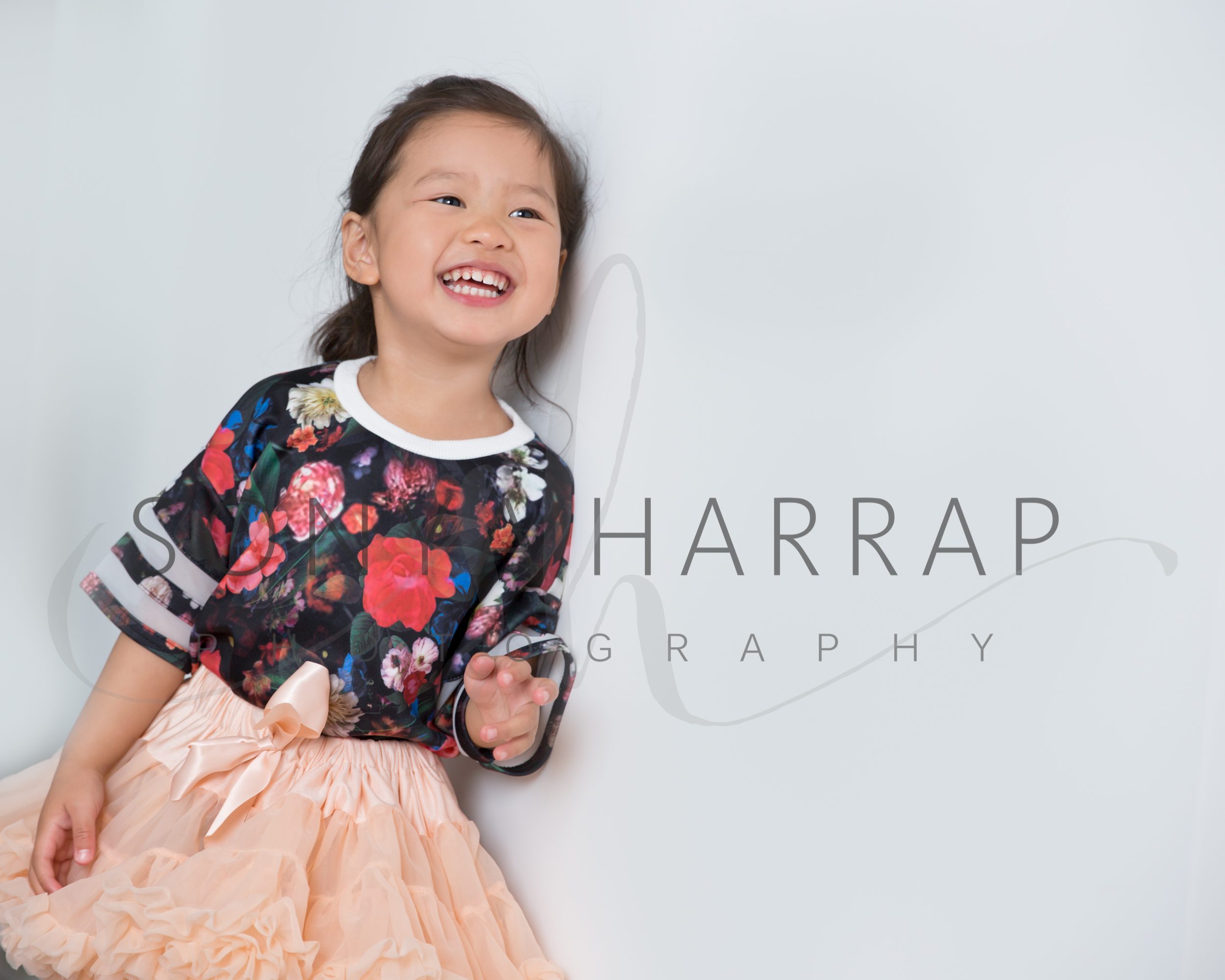 sisters Family photoshoot and Child portraits by Sonya Harrap photography in Hertfordshire