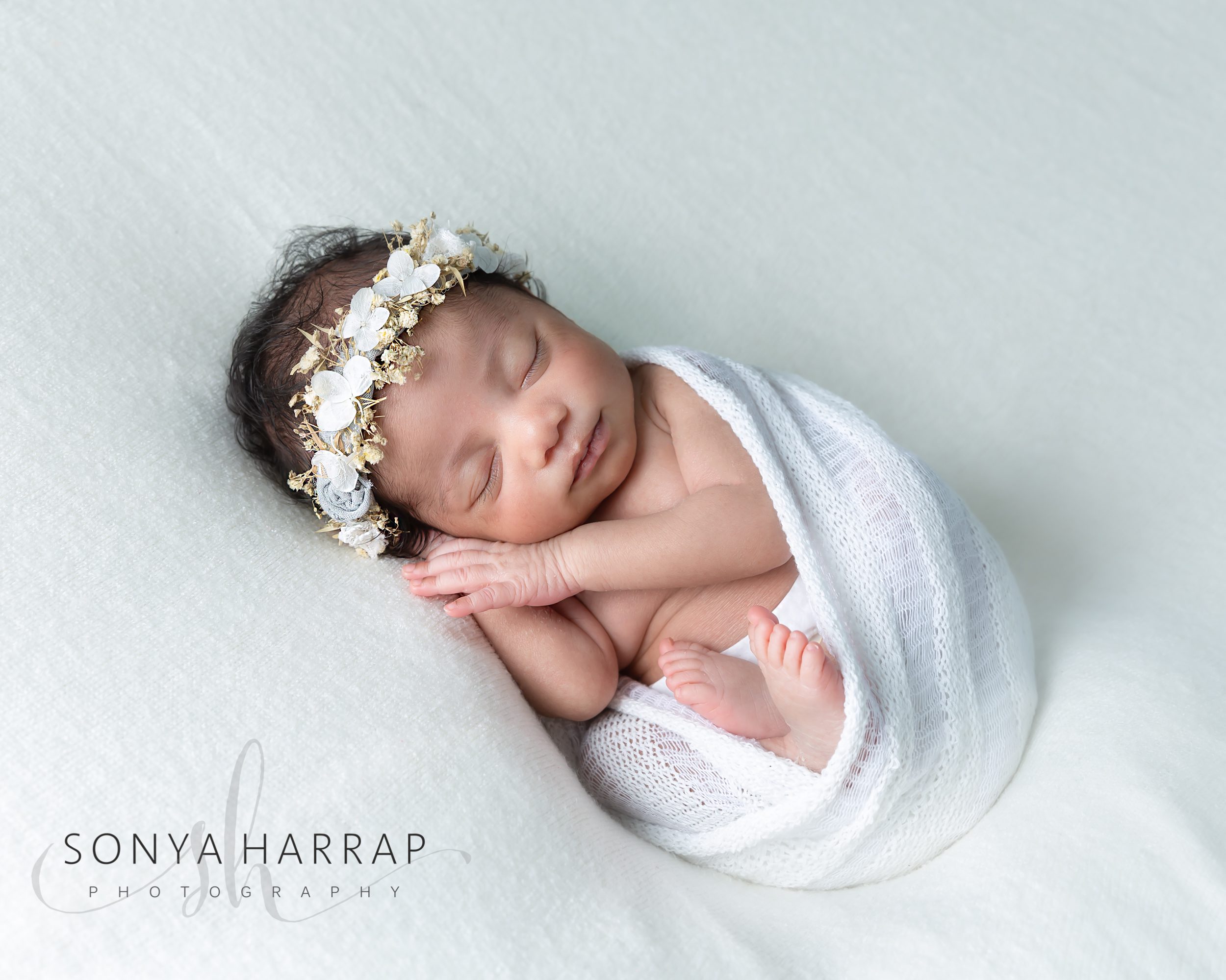 Newborn photoshoot by Sonya Harrap Photography Welwyn garden Hertfordshire--11