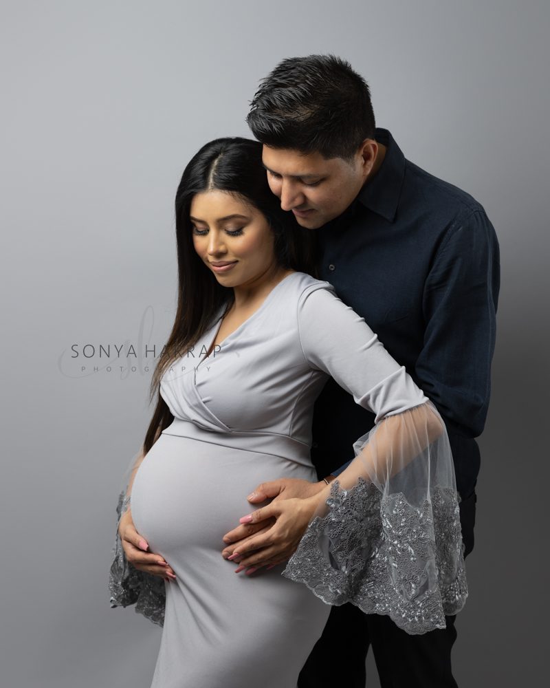 Modest maternity photoshoot