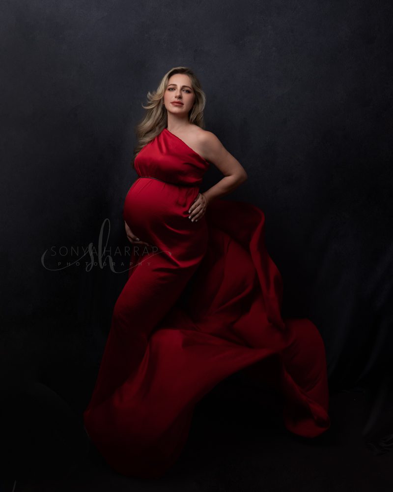 Modest Maternity photoshoot by Sonya Harrap