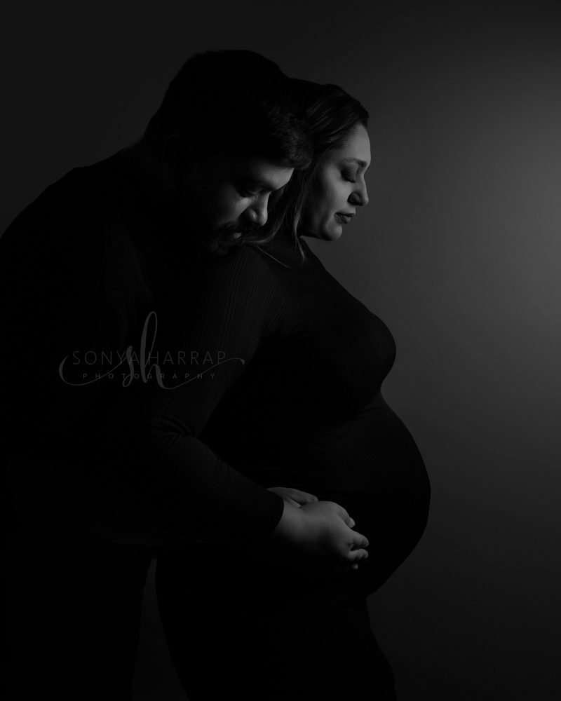 Modest Maternity Couples photoshoot by Sonya Harrap