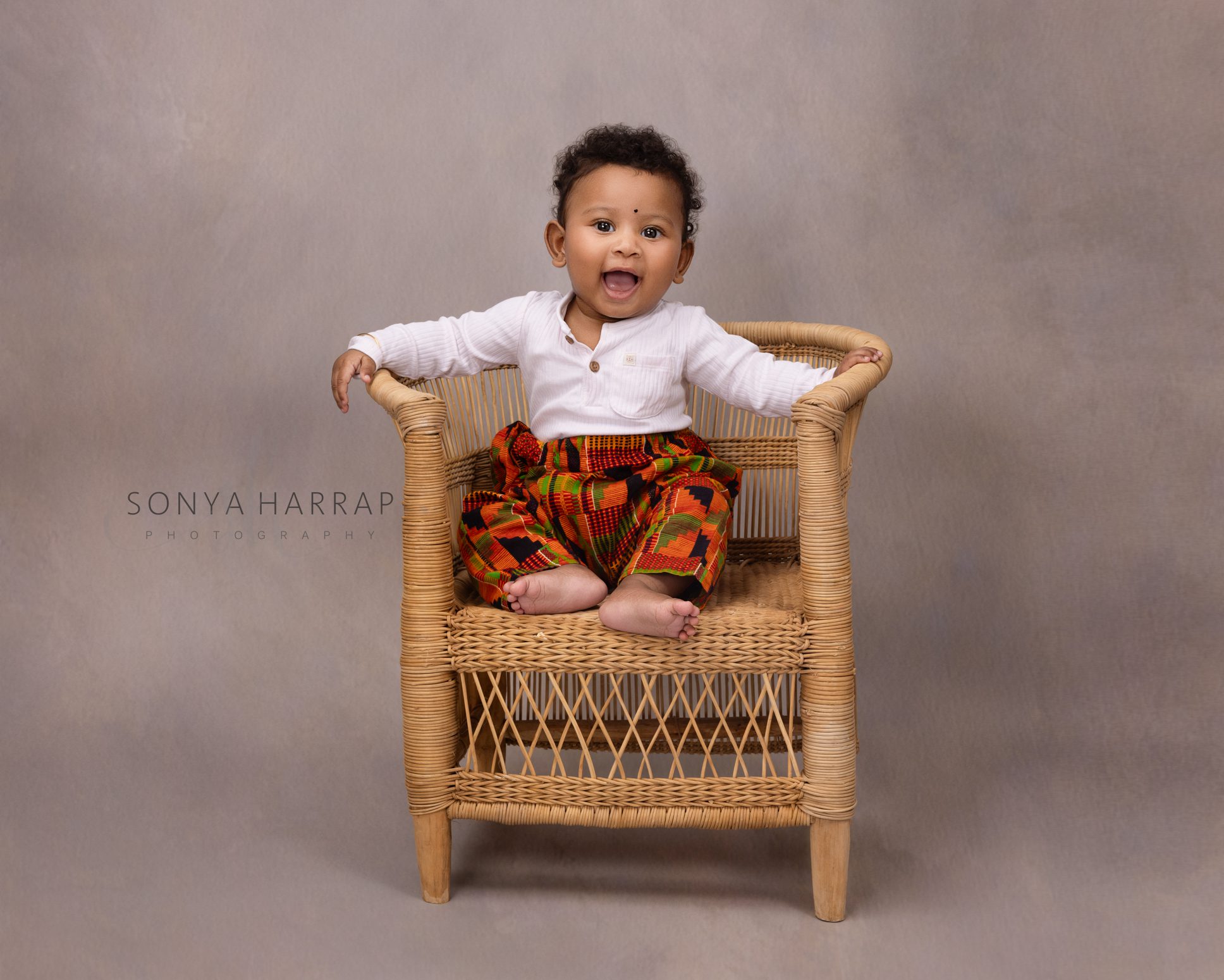 baby and child portrait photography by Sonya Harrap