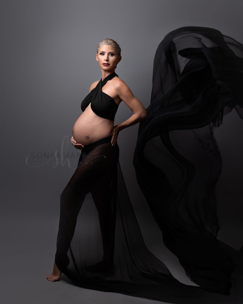 Award winning maternity photographer Sonya Harrap WELWYN GAREN CITY PHOTOGRAPHER